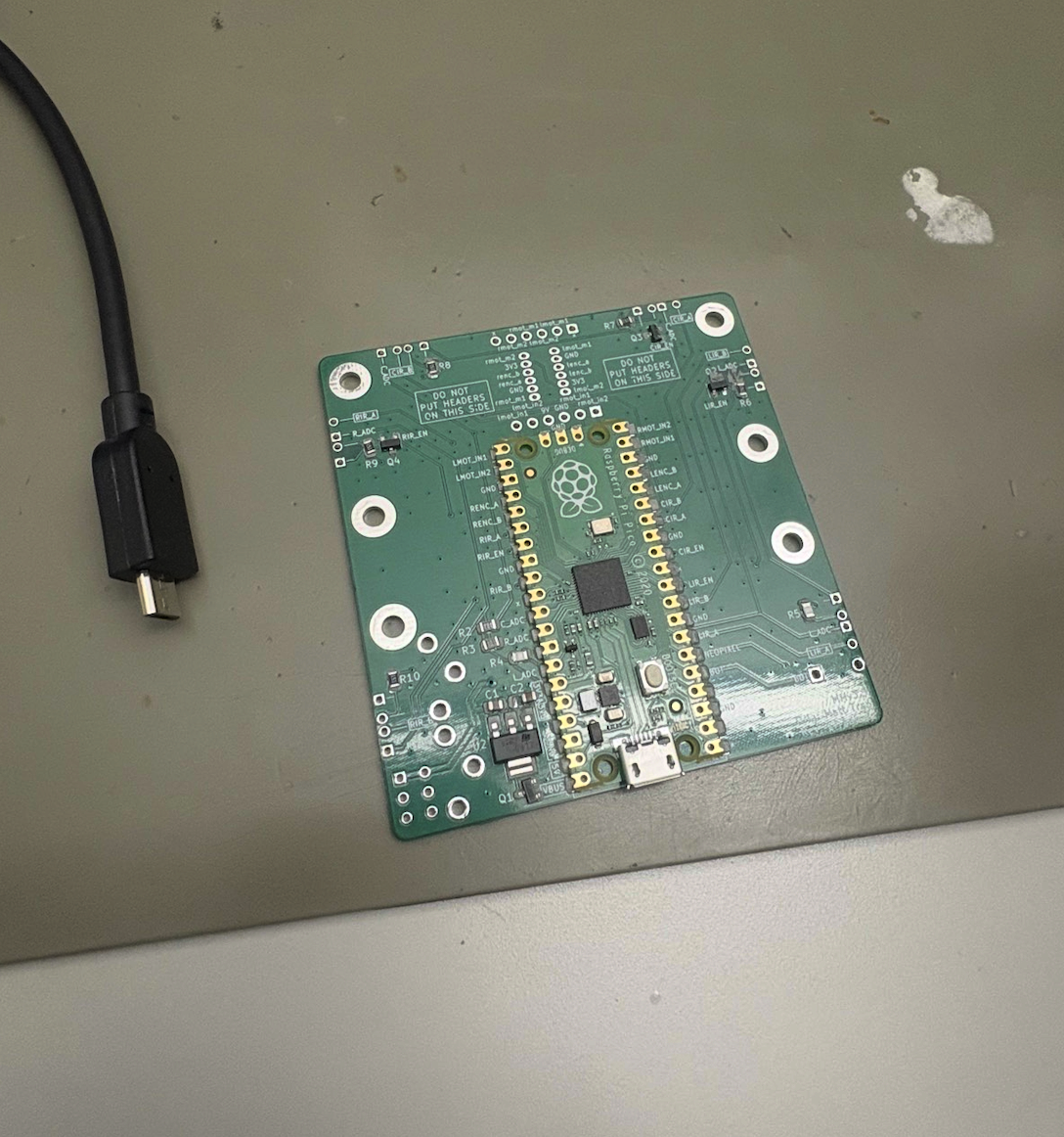 Micromouse PCB with Raspberry Pi Pico